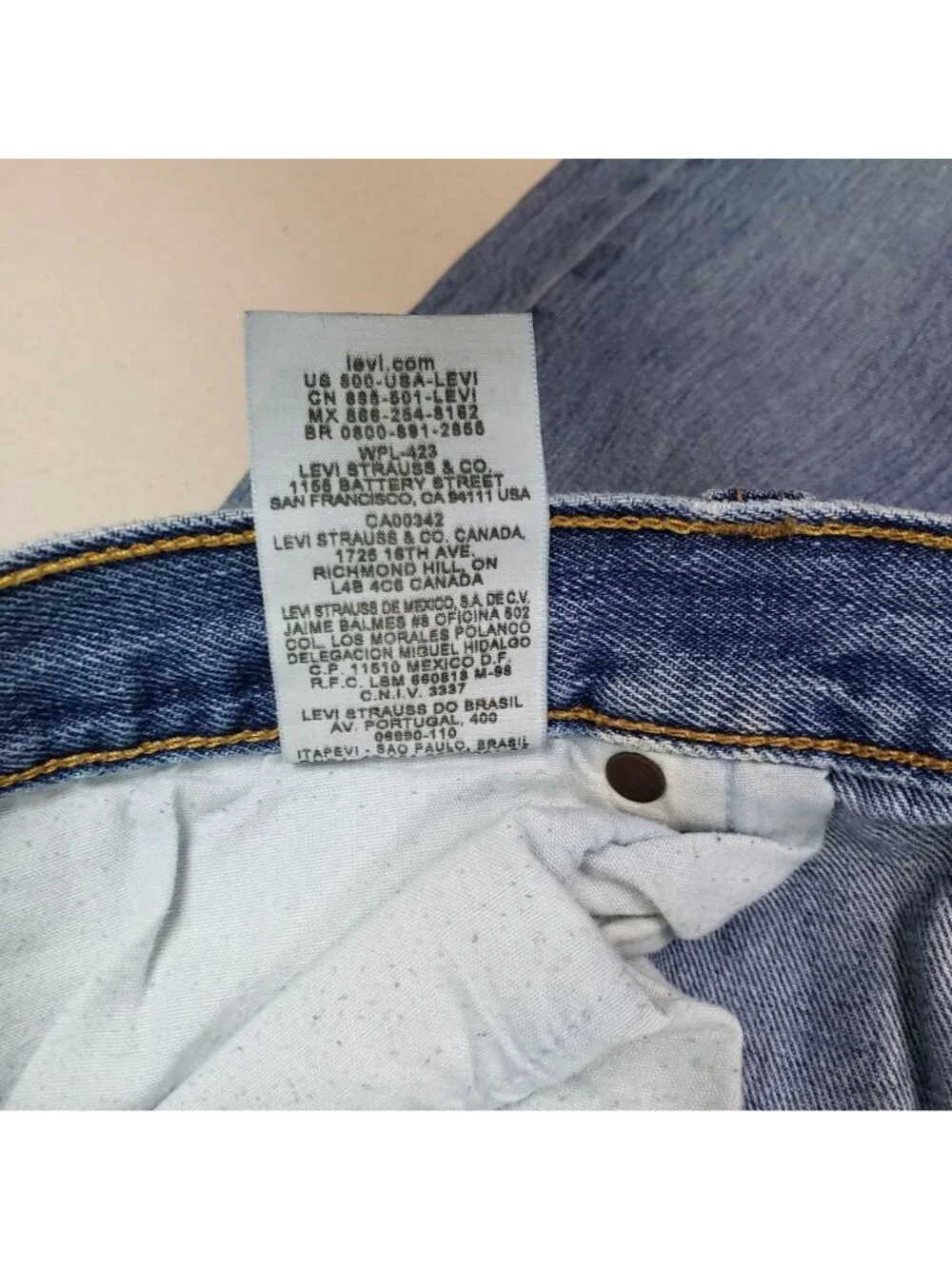 Levi's 501 Men's Straight Leg Button Fly Jeans 40/34 EXCELLENT CONDITION!!!